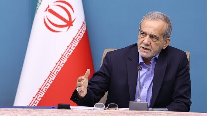  پزشکیان: بدون برنامه راهبردی، از توسعه عقب خواهیم ماند 