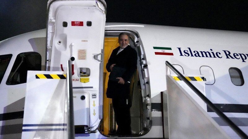 عزیمت وزیر امور خارجه به سوئیس 