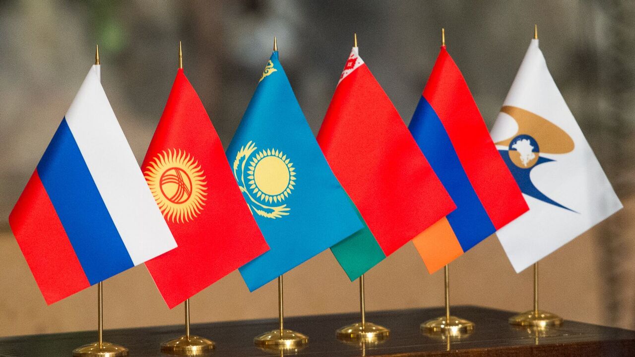 آغاز فعالیت سامانه اوراسیا در گمرک از اول اردیبهشت | معافیت‌های گمرکی برای بازرگانان 
