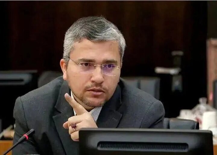 رضائی: امشب آسمان سرزمین‌های اشغالی را ببینید